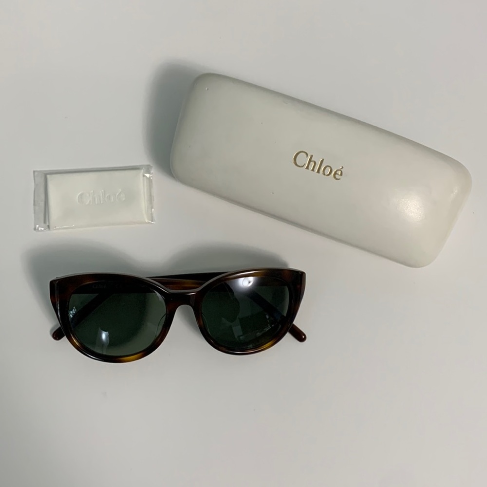 CHLOE Cateye Sunglasses